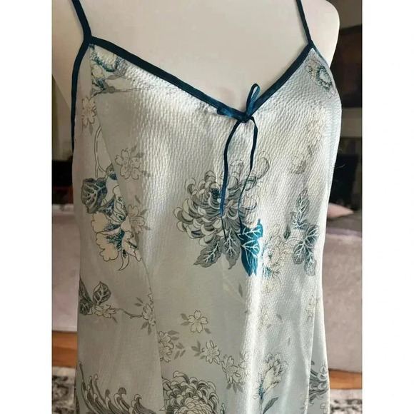 morgan Taylor nightgown blue floral size medium - Picture 2 of 6